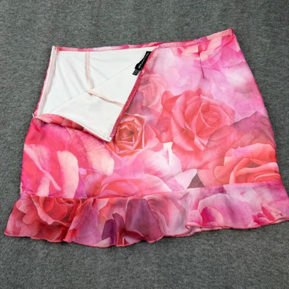 PrettyLittleThing Mini Skirt Women Size 10 Pink Floral Mesh Ruffle Hem Rose‎ - Picture 6 of 7
